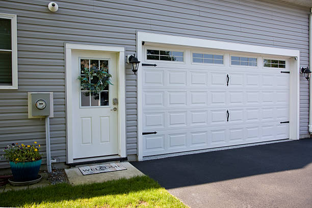 24/7 Emergency Garage Door Roller Replacement experts in Laurinburg, NC